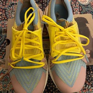 Adidas Stella McCartney Ultraboost 20 S. Sneakers